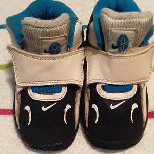 Nike Speed Turf Toddler Size 5c